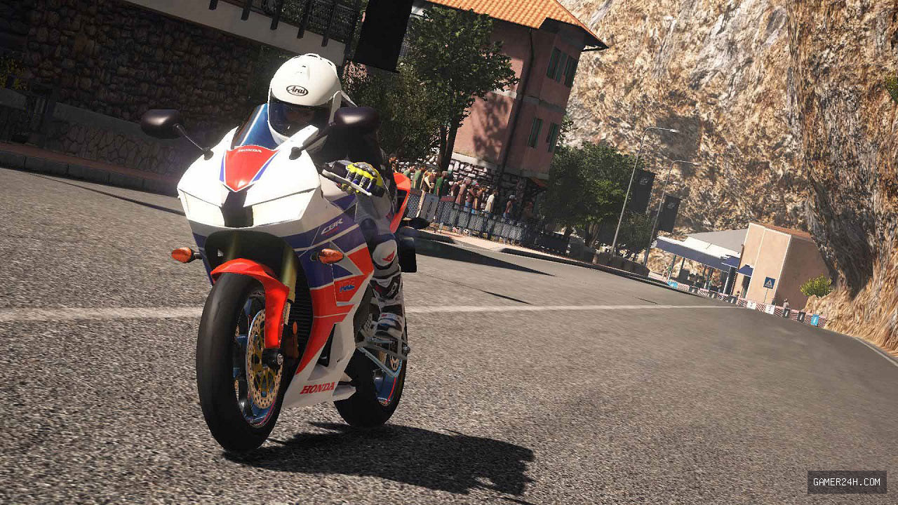 RIDE Screenshot 3