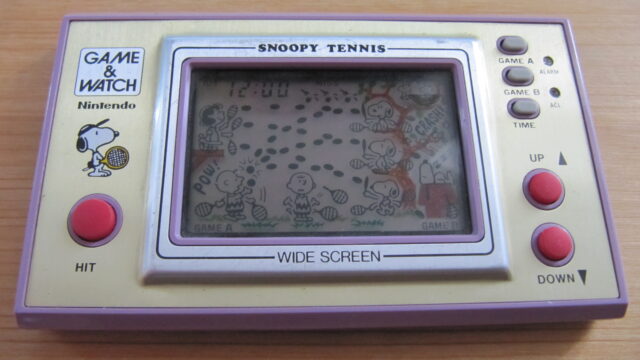 Game & Watch: Snoopy Tennis