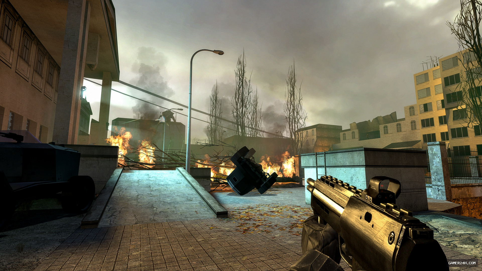 Half-Life 2: Update Official Cover