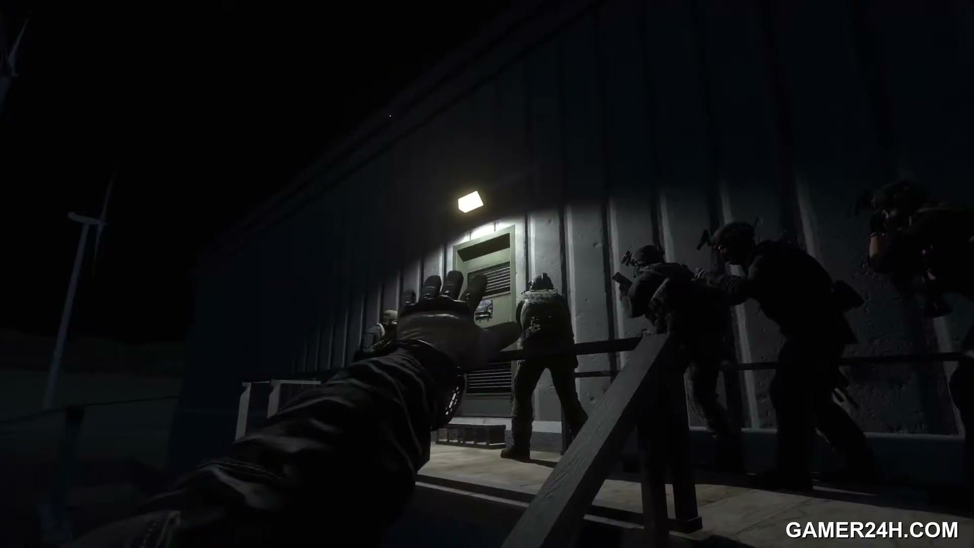 Ground Branch - Critical Reception: Expectations and First Impressions