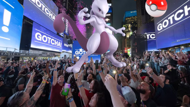 Pokémon GO Celebrates 10th in Times Square, Drops Gift
