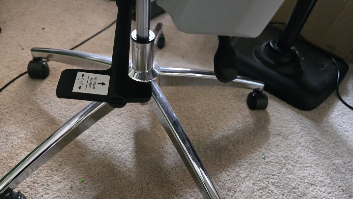 A Boulies EP200 gaming chair in a desk.