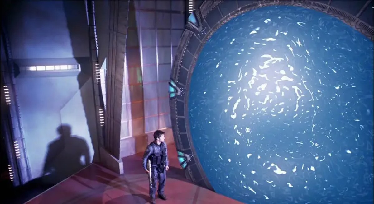 Stargate Atlantis: The gate opens