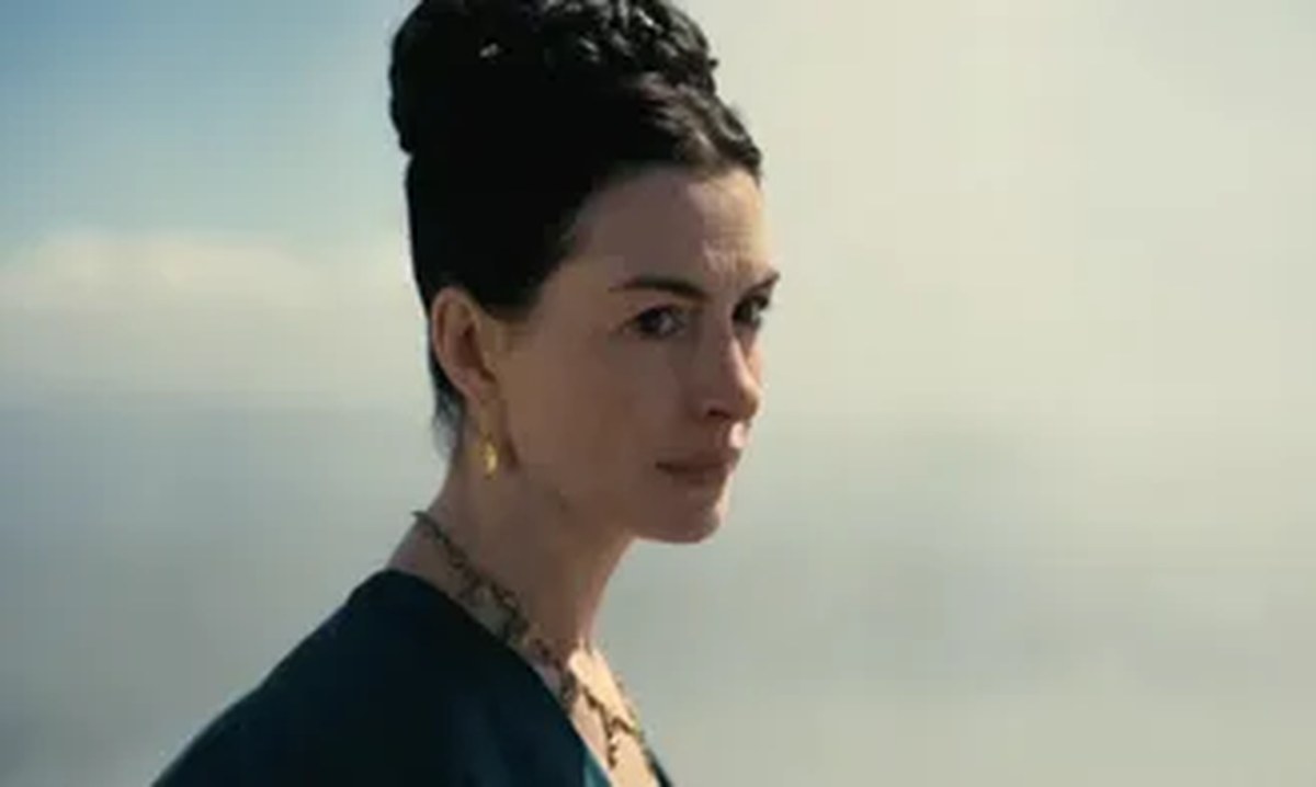 Anne Hathaway as Penelope
<br><br>
Academy Award winner Anne Hathaway is another member of this cast who has worked with Nolan more than once, as she starred in both The Dark Knight Rises and Interstellar. Here she plays Odysseus' long-suffering wife Penelope, who doesn't know what happened to her husband after he left for Troy 20 years ago, but now must contend with the suitors who want to marry her... and perhaps want even more to supplant Odysseus as the ruler of Ithaca. Penelope attempts to keep the suitors at bay but is running out of options when the story starts.