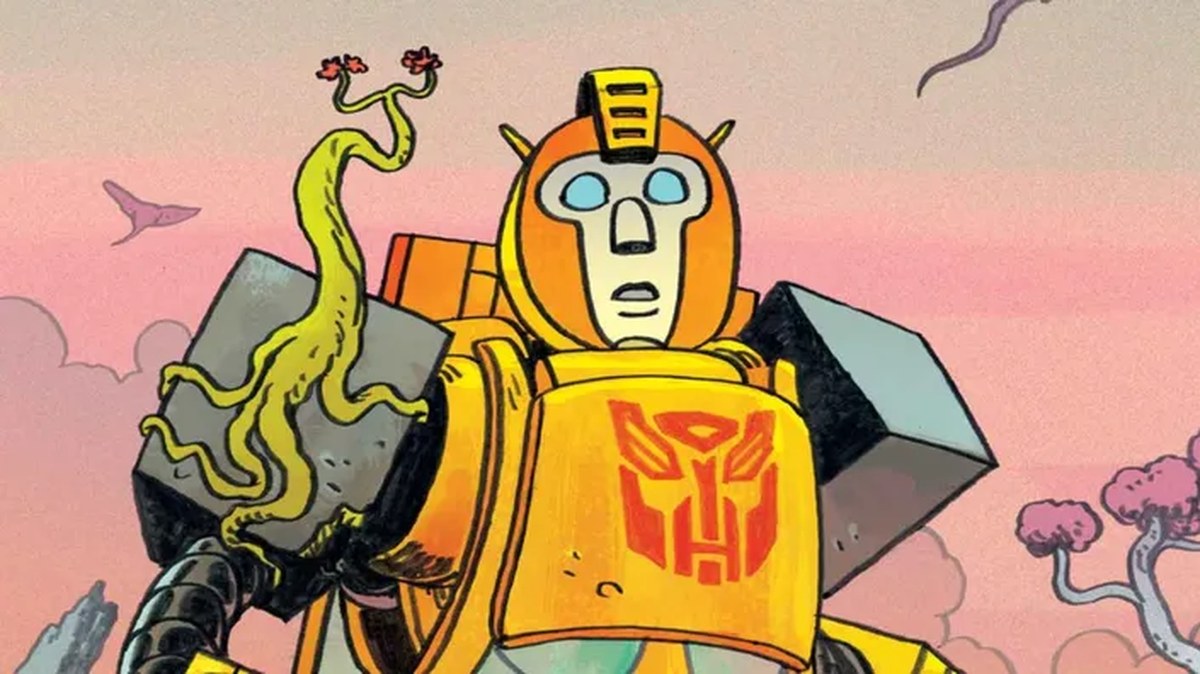 Click through for an early preview of the new Skybound Visions series Transformers: Bumblebee - Lost Planet.